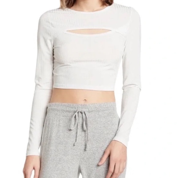 Abound Nordstrom Long Sleeve Cropped White Top Keyhole Front Cutout, Size 1X,NWT - Picture 1 of 8
